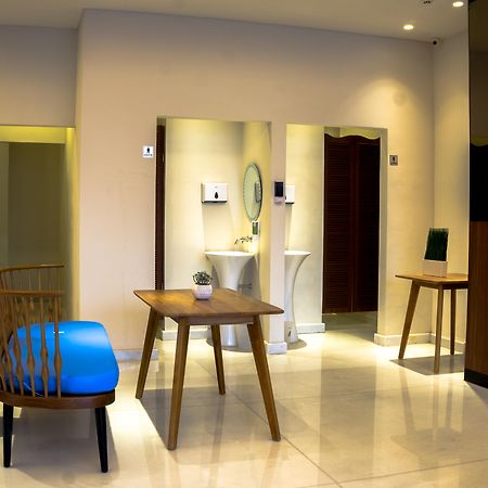 Boss Legian Hotel Powered By Archipelago Zewnętrze zdjęcie