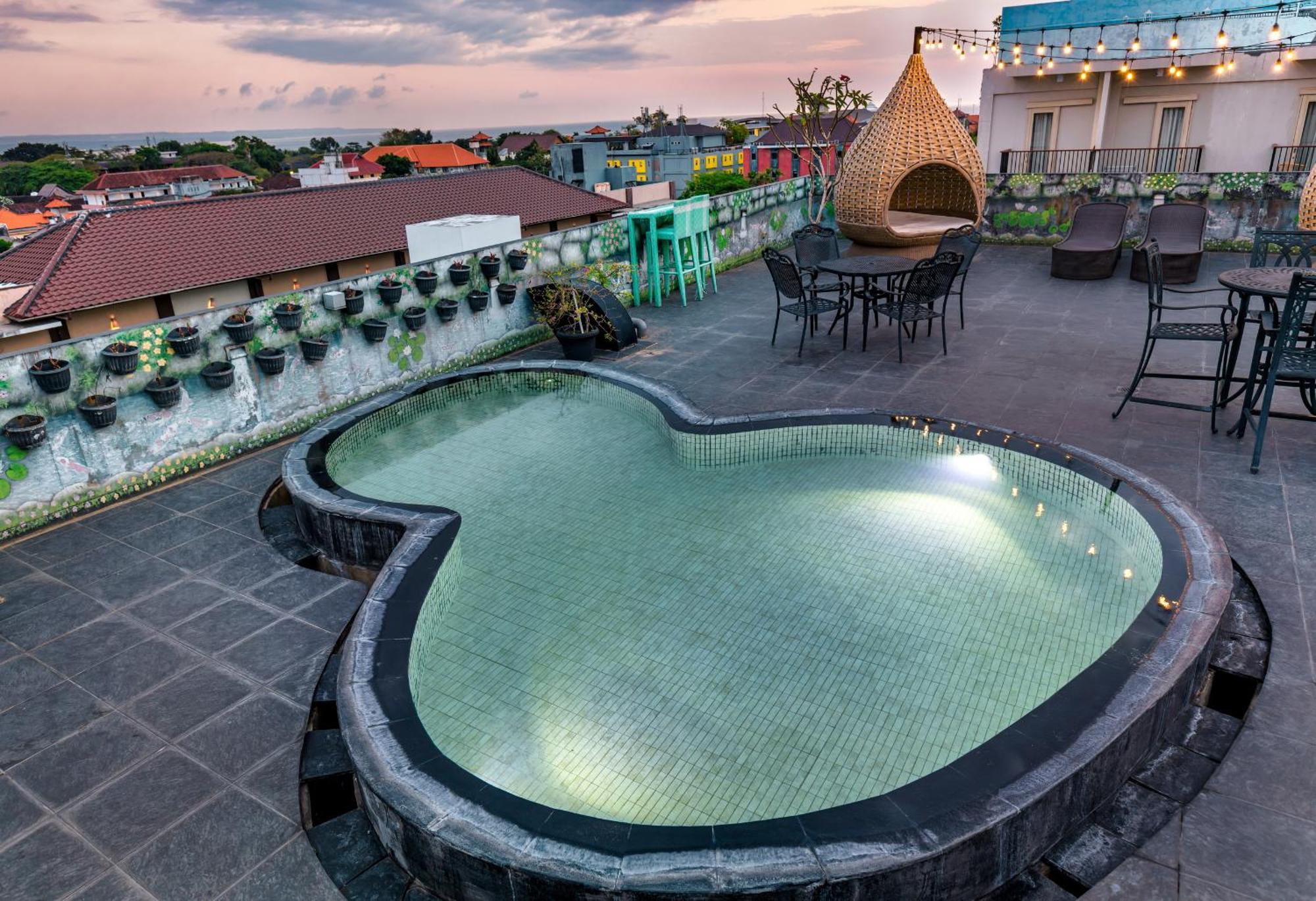 Boss Legian Hotel Powered By Archipelago Zewnętrze zdjęcie