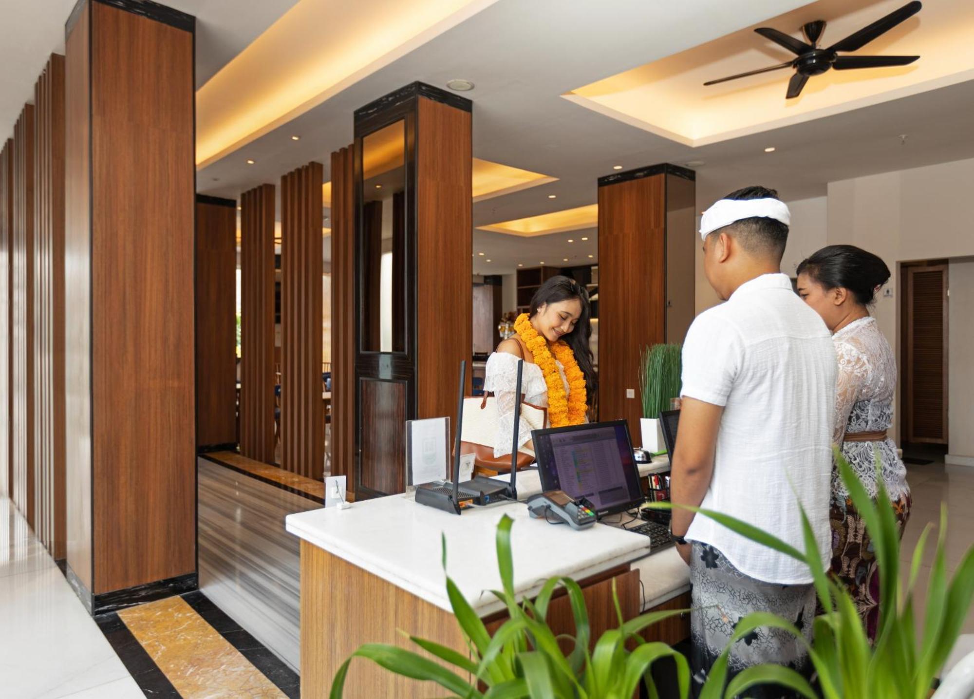 Boss Legian Hotel Powered By Archipelago Zewnętrze zdjęcie