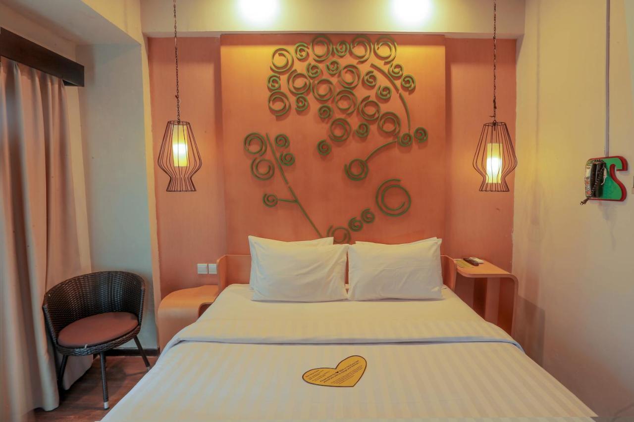 Boss Legian Hotel Powered By Archipelago Zewnętrze zdjęcie